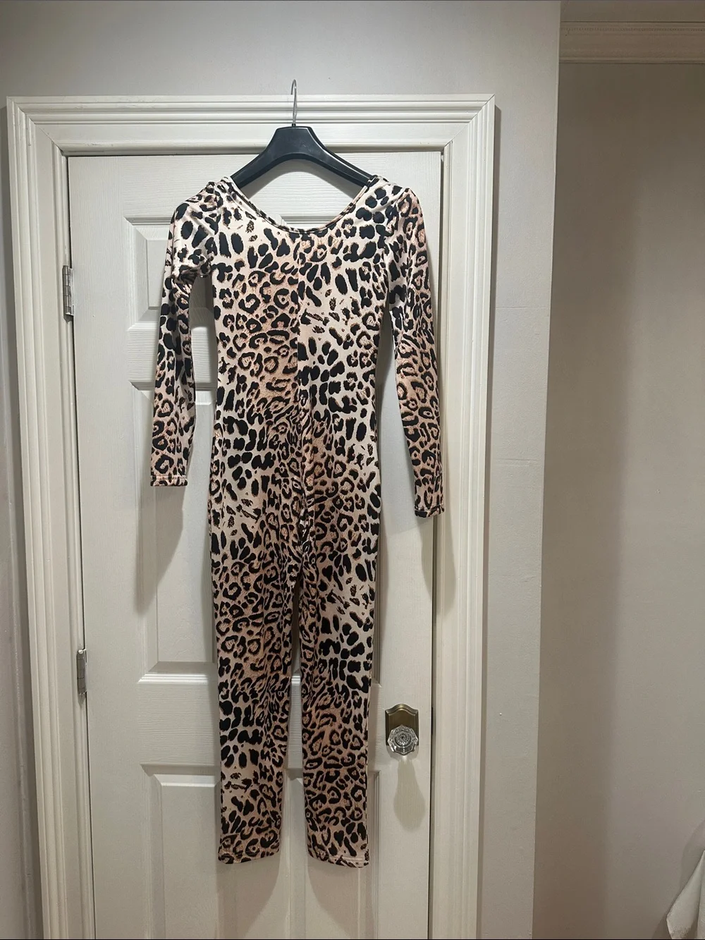 Leopard Print Long Sleeve Jumpsuit - Beige & Black